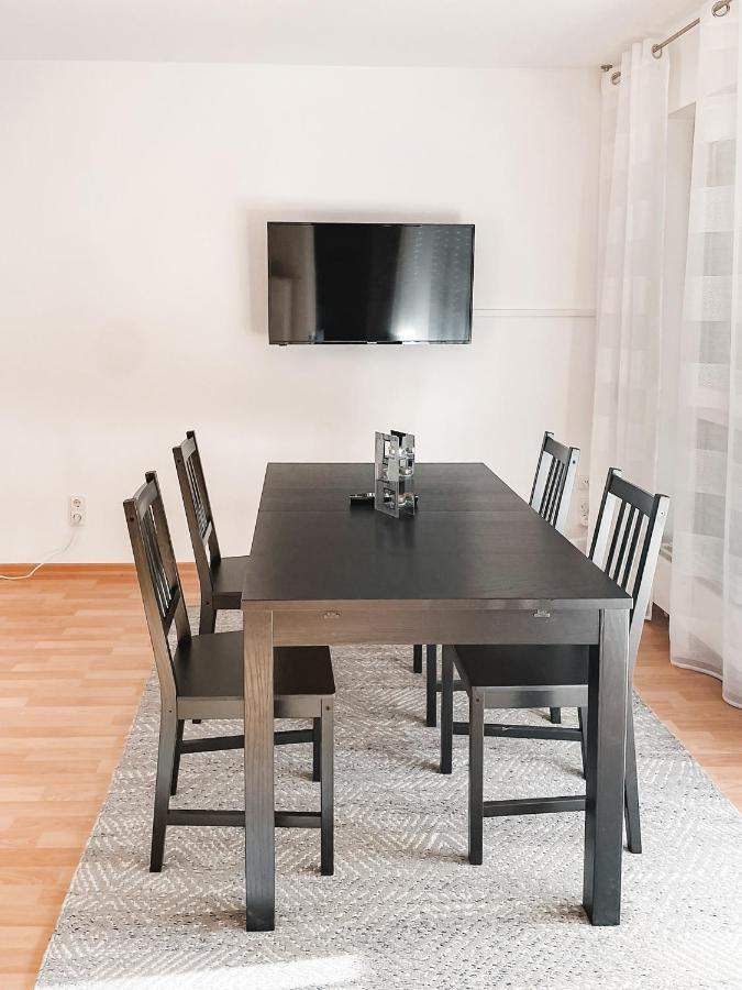 Schoene Wohnung, Eigene Terrasse, Privater Parkplatz, Wi-Fi, Waschmaschine, 3P Chemnitz Kültér fotó